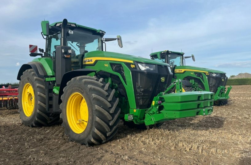 First UK showing for new John Deere high-horsepower tractors at Tillage-Live 2026