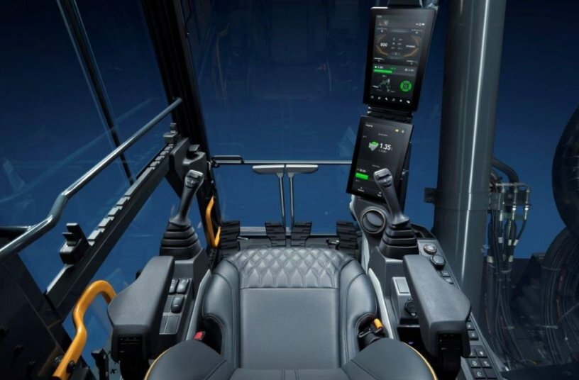 HX260 and HX260N Next Generation excavator launch<br>IMAGE SOURCE: Hyundai Construction Equipment Europe