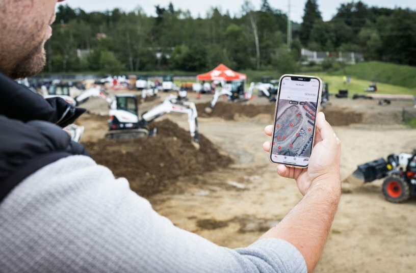 Bobcat Machine IQ<br>IMAGE SOURCE: Bobcat