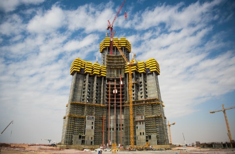 Tower crane pioneers in the Middle East – Wolffkran enters into joint venture in Saudi Arabia<br>IMAGE SOURCE: Wolffkran
