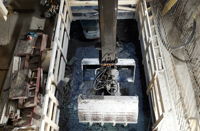 Hitachi ZX350LC-7 CTA is ideal for Austrian infrastructure project<br>IMAGE SOURCE: Hitachi Construction Machinery (Europe) NV (HCME)