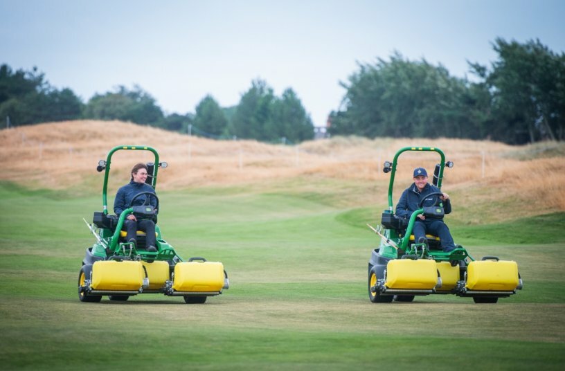 AIG WO 2026 R&A CAP<br>IMAGE SOURCE: John Deere