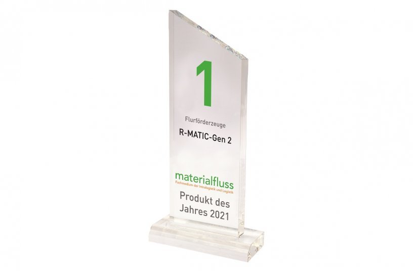 Platz 1 in der Kategorie Flurförderzeuge der Leserwahl „materialfluss PRODUKTE DES JAHRES 2021“ ging an den automatisierten Schubmaststapler Linde R-MATIC von Linde Material Handling. <br> Bildquelle: Linde Material Handling GmbH, Aschaffenburg.