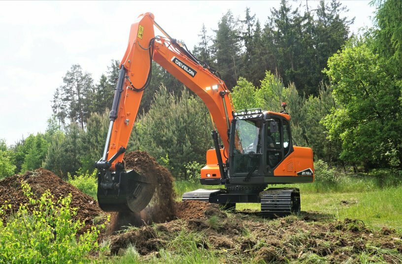 DEVELON DX140LC-7K<br>IMAGE SOURCE: DEVELON