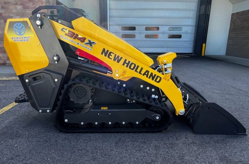 New Holland C314X<br>IMAGE SOURCE: New Holland Construction