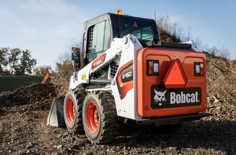 Bobcat S450<br>IMAGE SOURCE: DOOSAN BOBCAT EMEA
