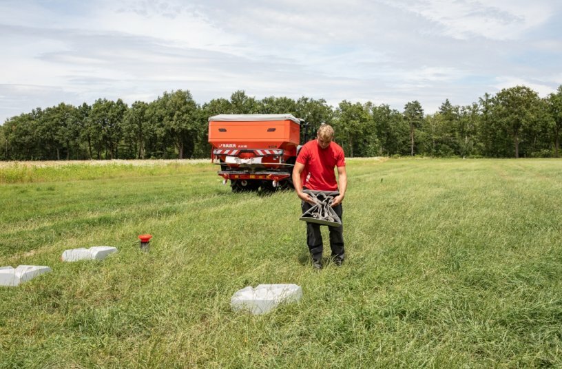 New High Performance DX10Z-7 Mini-Excavator from Develon<br>IMAGE SOURCE: DEVELON