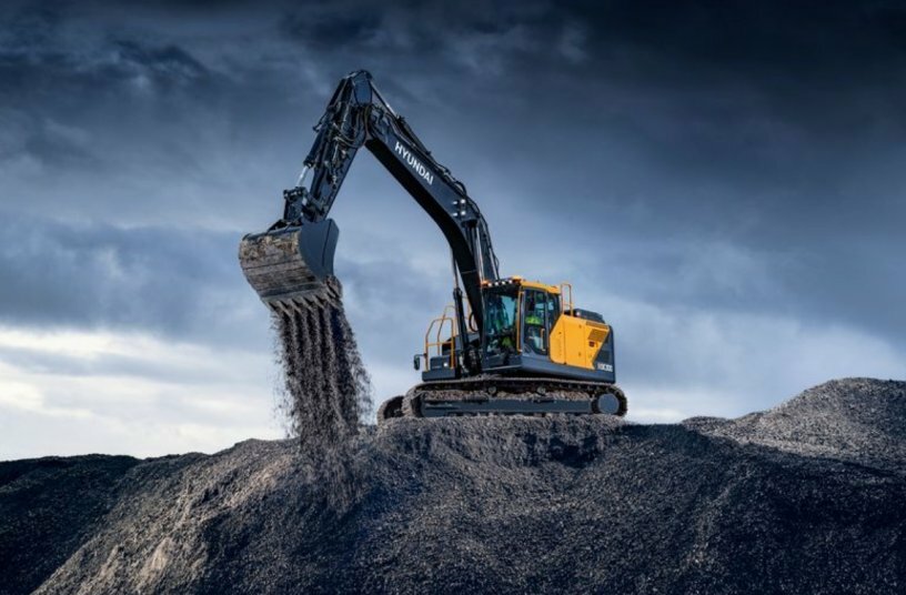 HX300 delivers increased power and performance<br>IMAGE SOURCE: Hyundai Construction Equipment Europe
