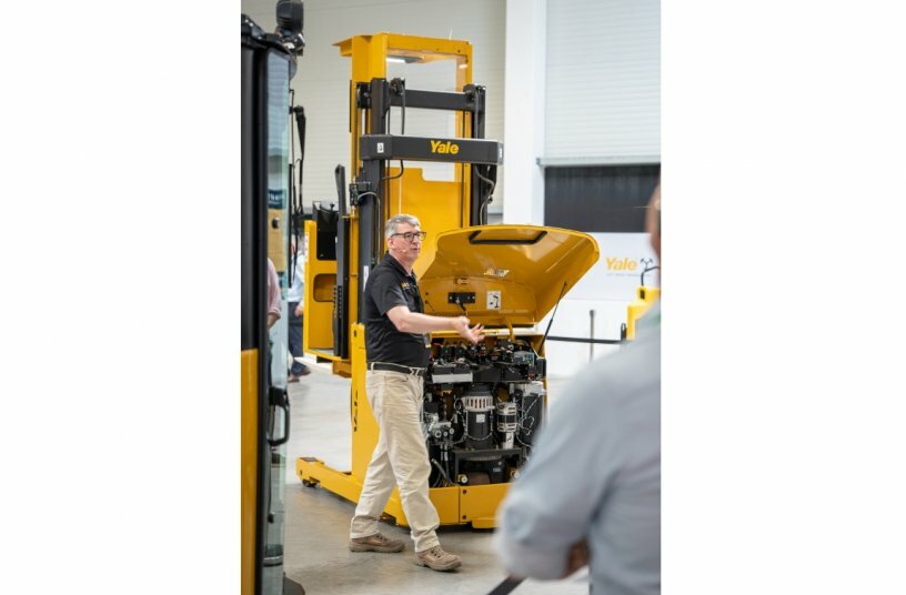 Conferention of Yale Lift Truck Technologies<br>IMAGE SOURCE: Yale