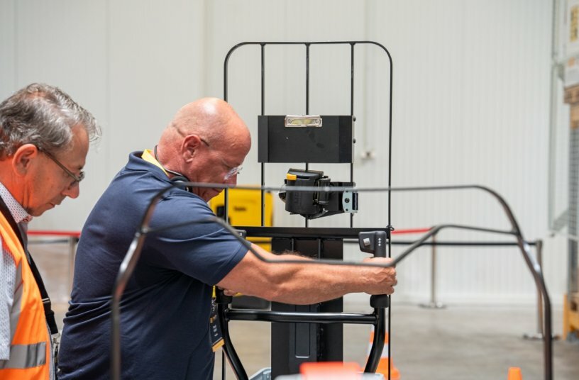 Forklift of Yale Lift Truck Technologies<br>IMAGE SOURCE: Yale
