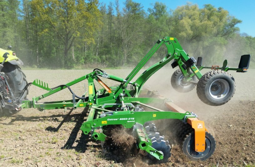 For those situations where there is no need for optional extras, the Catros+ 6003-2TS Special is a weight-optimised, affordable and high-performance option.<br>IMAGE SOURCE: AMAZONEN-WERKE H. DREYER SE & Co. KG