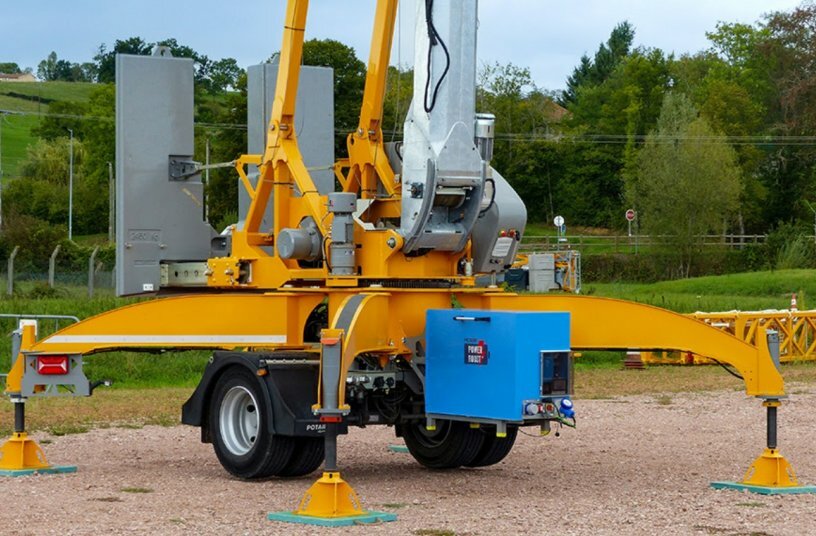 Potain launches PowerBoost™ to add battery capacity to self-erecting cranes<br>IMAGE SOURCE: Manitowoc