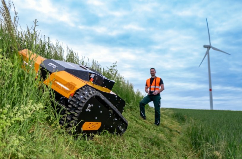 Neue Sichel-Mähraupe AS 990 Tahr RC geht in Serie<br>BILDQUELLE: AS-Motor