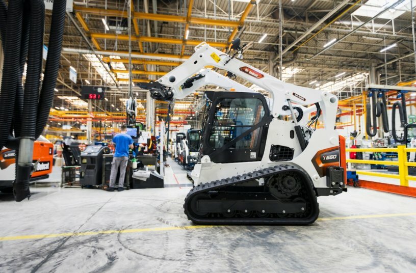 Bobcat T650 in Dobris manufacturing plant<br>IMAGE SOURCE: Bobcat