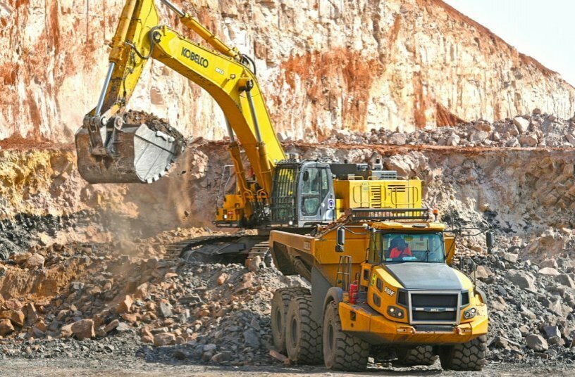 Im Steinbruch harmoniert die 27,5-m³-Mulde des Bell B50E auch mit gängigen Ladegeräten.<br>BILDQUELLE: Bell Equipment