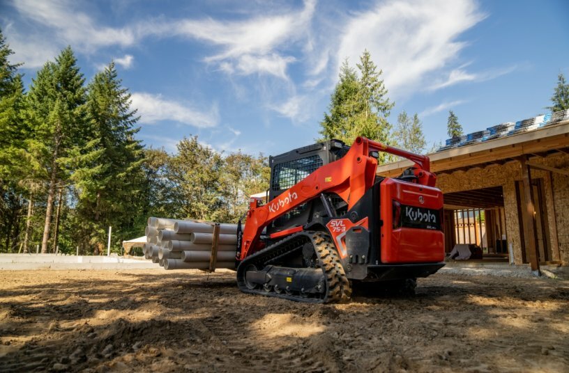 SVL75-3<br>IMAGE SOURCE: Kubota
