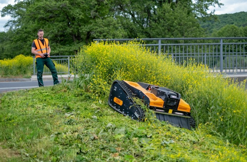Neue Sichel-Mähraupe AS 990 Tahr RC geht in Serie<br>BILDQUELLE: AS-Motor
