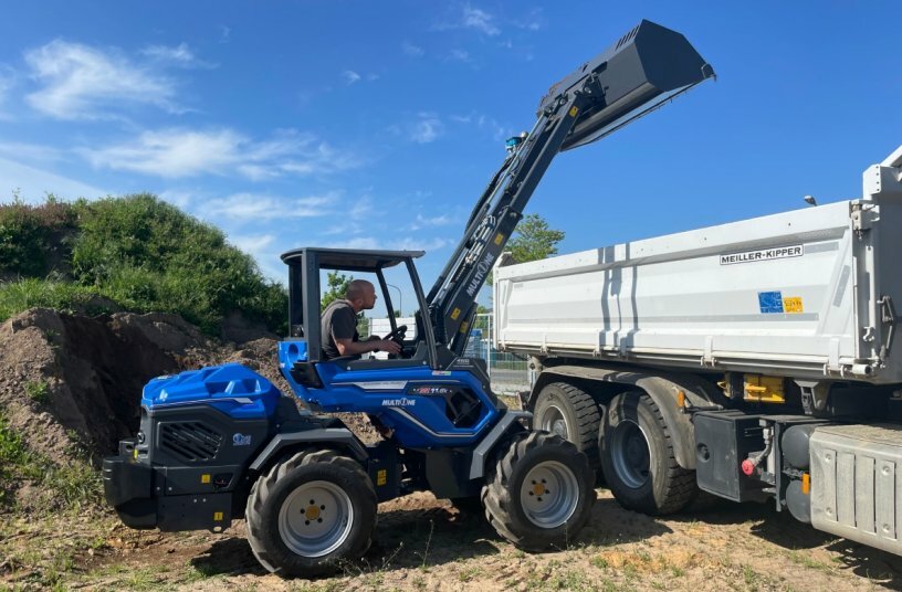 MultiOne 11.6 in action: In general, the 11 series offers solutions that are superior to the loaders of other competitors. At the demopark, this series will be expanded to include the new, even more powerful 11.9.<br>IMAGE SOURCE: MultiOne Deutschland GmbH