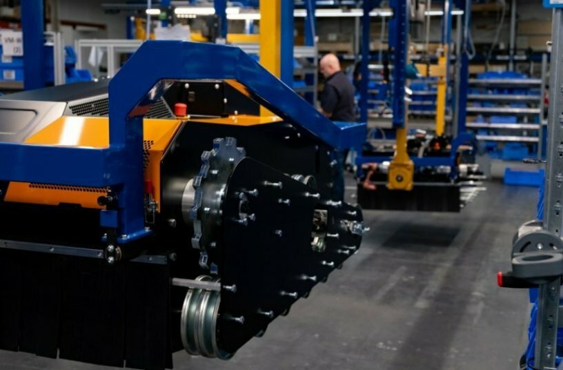 New AS 990 Tahr RC rotary mower enters series production<br>IMAGE SOURCE: AS-Motor
