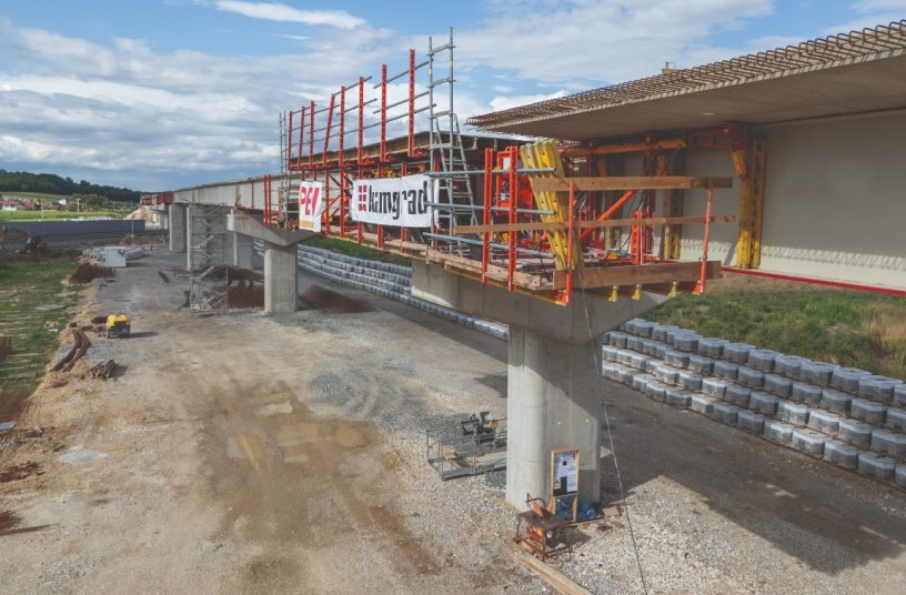 The VARIOKIT VCT Composite Track, a solution for steel composite bridges that won the bauma Innovation Award 2025, is making its début in Croatia.<br>IMAGE SOURCE: PERI SE