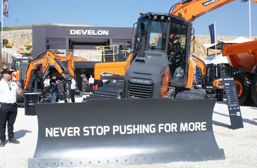 Develon Quarry and Construction Range Excels at Hillhead 2024<br>IMAGE SOURCE: DEVELON