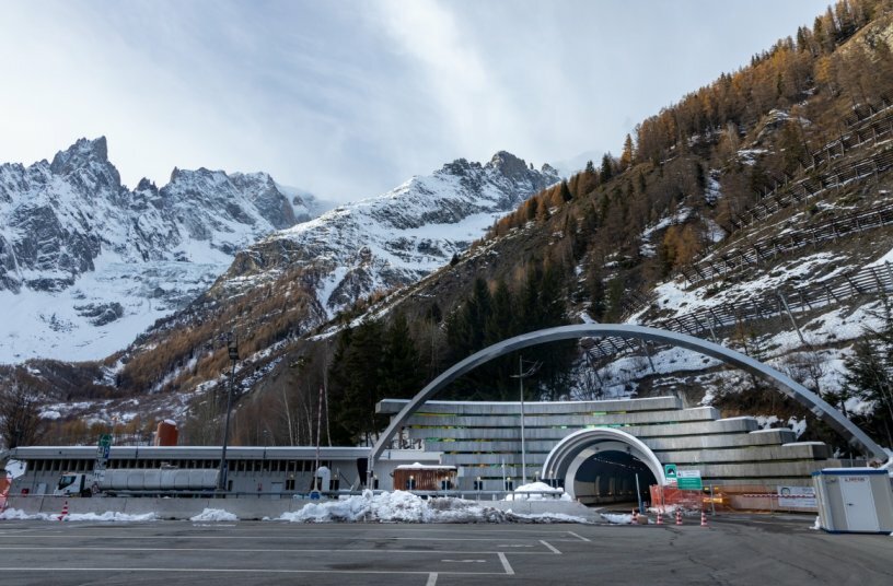 The almost 12 km Mont Blanc Tunnel is a part of one of the busiest north-south routes in the Alpine region.<br>IMAGE SOURCE: WIRTGEN GROUP