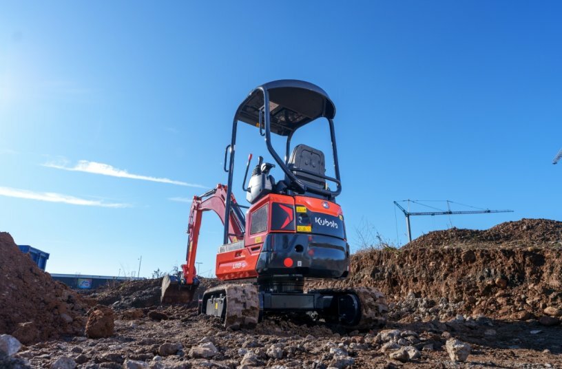 New U17-5 & U18-5<br>IMAGE SOURCE: Kubota