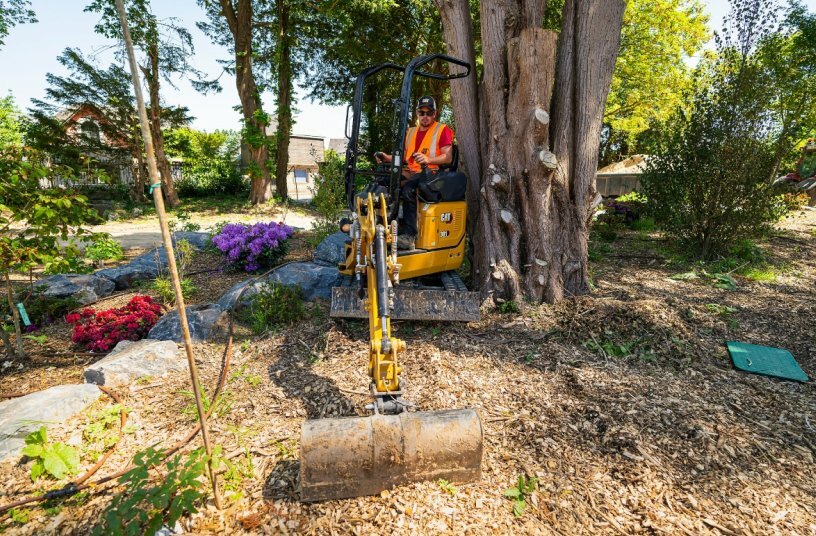 Cat® 301 CR micro hydraulic excavator<br>IMAGE SOURCE: Caterpillar