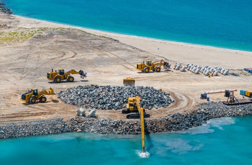 Cat Command is a remote-control system featuring onboard electronics, vision systems, and offboard controls that help users achieve consistent quality in their work. Jobs become safer, more comfortable, and more precise - without sacrificing control, feel, or accuracy.<br>IMAGE SOURCE: Caterpillar