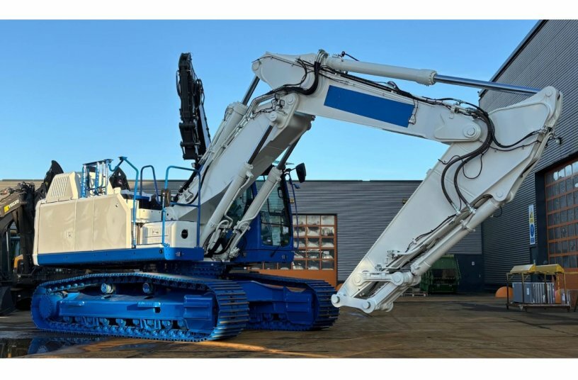 STARLINER rotary hoe<br>IMAGE SOURCE: KUHN SAS