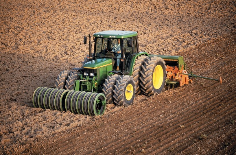 John Deere marks two million Mannheim tractor<br>IMAGE SOURCE: John Deere