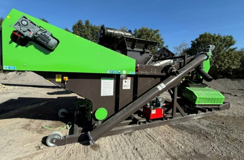 Efficient separation of light and heavy materials: The HAKO WS 1400 separates materials such as wood and polystyrene from stone and concrete.<br>IMAGE SOURCE: MESDA Deutschland GmbH & Co. KG