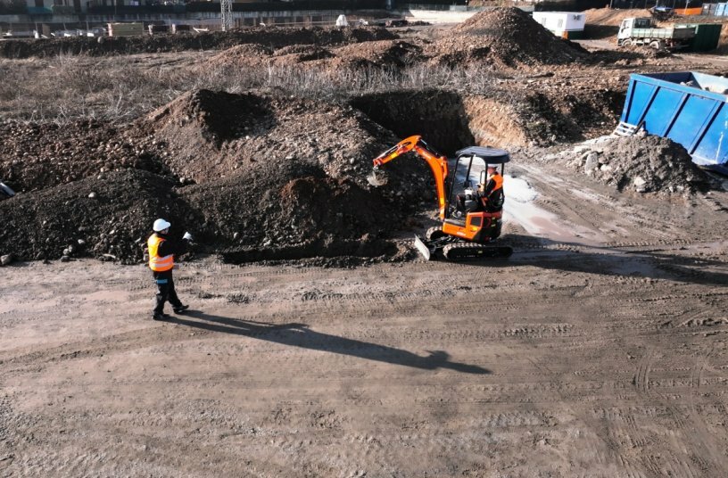 New U17-5 & U18-5<br>IMAGE SOURCE: Kubota