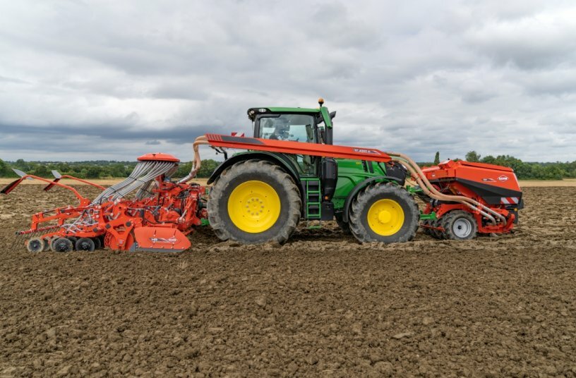 Zweikammer - Fronttank TF 2300 C<br>BILDQUELLE: KUHN SAS