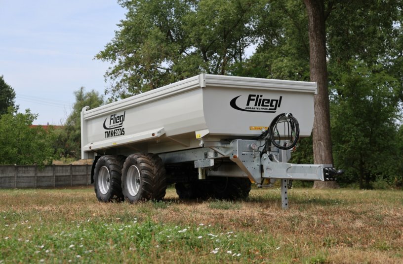 Maximum Stability for the Toughest Jobs: Fliegl Optimizes the TMK 200 S Jumbo Heavy-Duty Dump Trailer