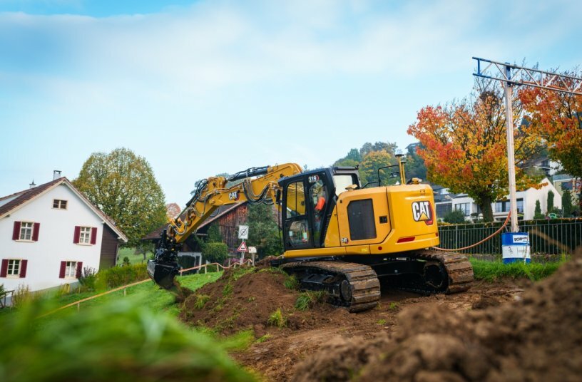 Cat® 319 Excavator<br>IMAGE SOURCE: Caterpillar