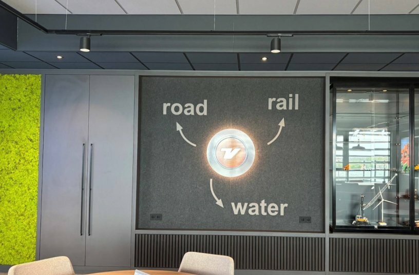 A Trimodal Terminal: Connecting Road, Rail and Water<br>IMAGE SOURCE: Van der Vlist