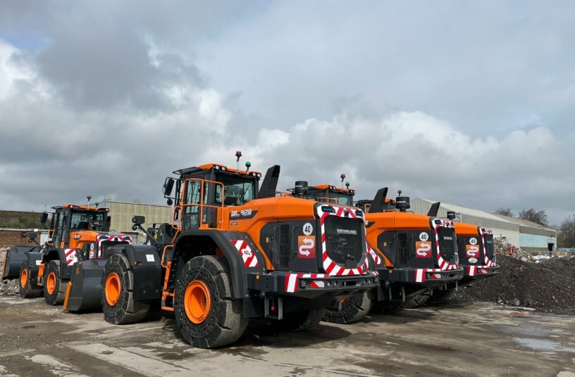HeavyMovement Purchases Eight New Develon Wheel Loaders<br>IMAGE SOURCE: DEVELON
