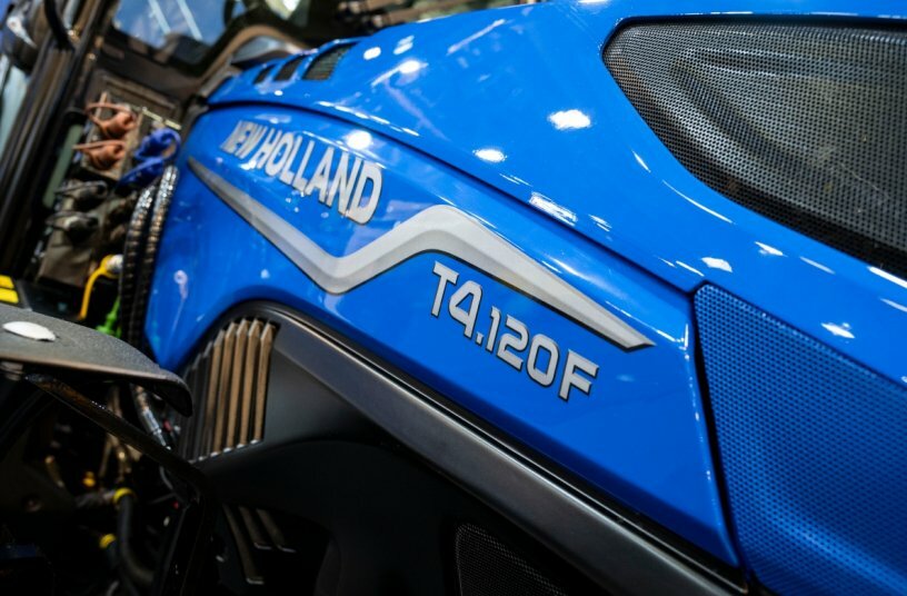 T4 Specialty tractors MY25<br>IMAGE SOURCE: New Holland Agriculture