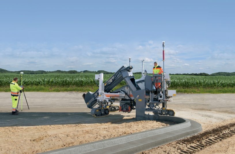 Stringless control with the 3D system celebrated its breakthrough during the construction of the ICE high-speed rail link between Frankfurt and Cologne in 1999.<br>IMAGE SOURCE: WIRTGEN GROUP