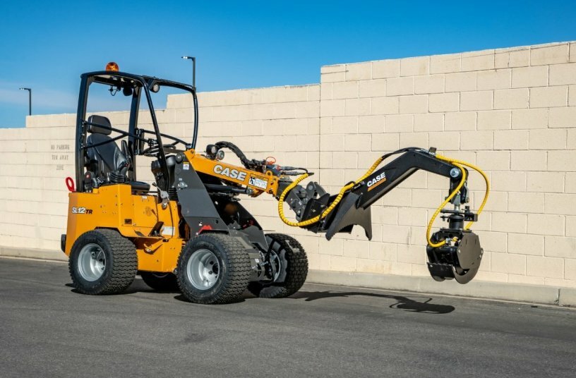 CASE SL12TR Small Articulated Loader <br>IMAGE SOURCE: CASE Construction Equipment 