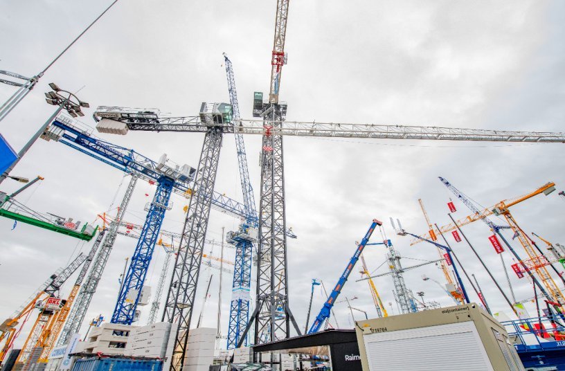 Raimondi on Bauma 2022<br>IMAGE SOURCE: Raimondi Cranes S.p.A