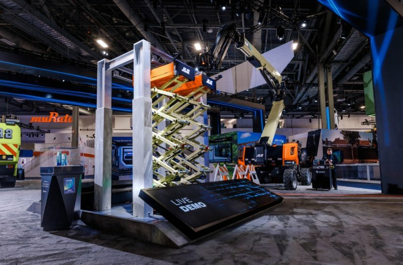 JLG JOTF Demo<br>IMAGE SOURCE: JLG