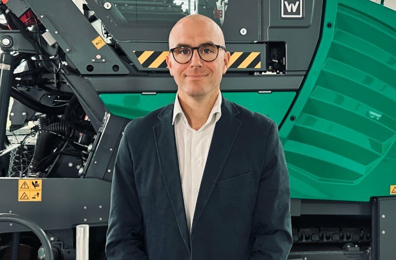 Bastian Fleischer, Leiter Produktmanagement bei Vögele.<br>BILDQUELLE: WIRTGEN GROUP