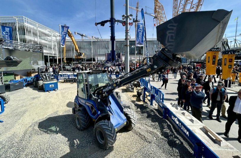 Bei der bauma sind die Multifunktionslader aus dem Hause MultiOne auf enormes Interesse gestoßen.<br>BILDQUELLE: MultiOne Deutschland GmbH