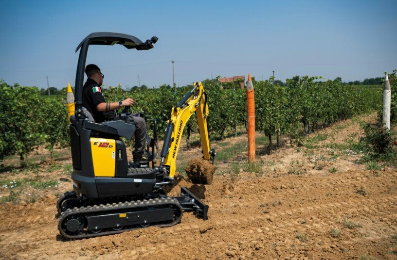 New Holland Construction E12D<br>IMAGE SOURCE: New Holland Construction