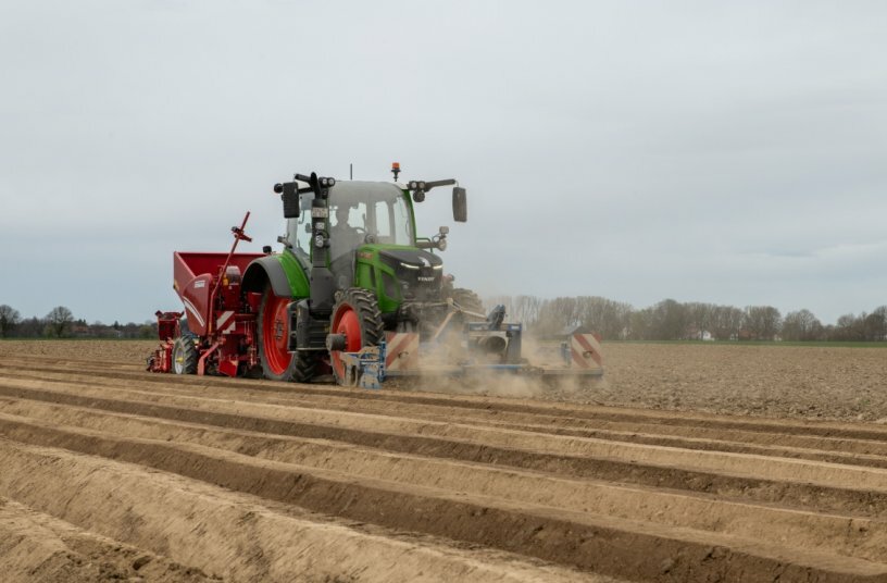 Compact tractor for professionals – the Fendt 500 Vario Gen4 series<br>IMAGE SOURCE: Fendt