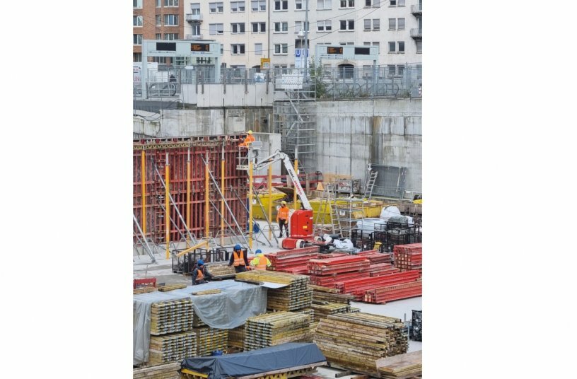 mateco Hybrides arbeiten auf der Baustelle<br>BILDQUELLE: mateco GmbH