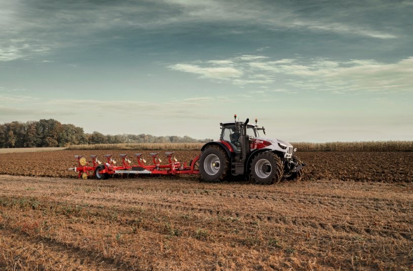 Engineering excellence and peak performance of new Cervus CVT take STEYR® power further than ever before<br>IMAGE SOURCE: STEYR
