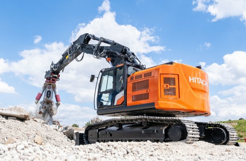 KTEG 375USLC-7<br>BILDQUELLE: Hitachi Construction Machinery (Europe) NV (HCME)